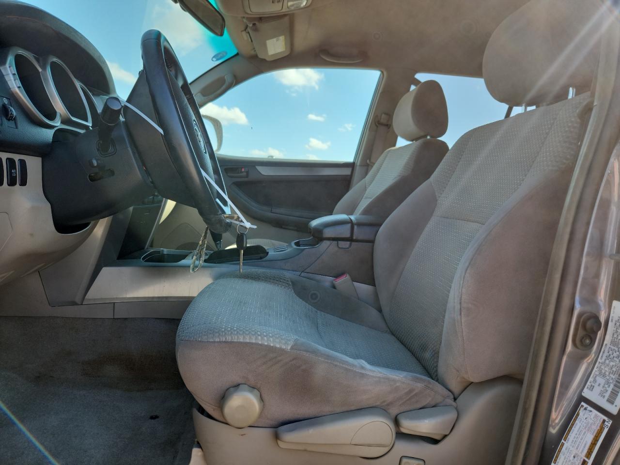 Toyota 4Runner Sr5 Image 2