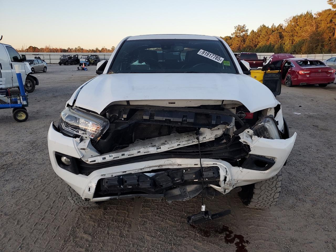 Toyota Tacoma Double Cab Image 6