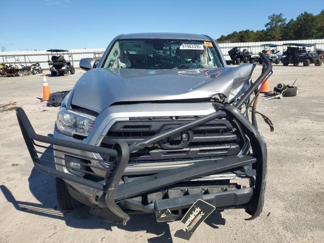 Toyota Tacoma Double Cab Image 11
