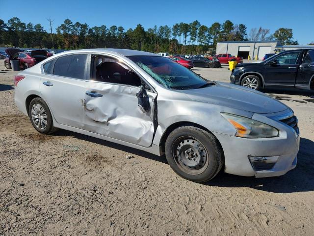 Nissan Altima 2.5 Image 13