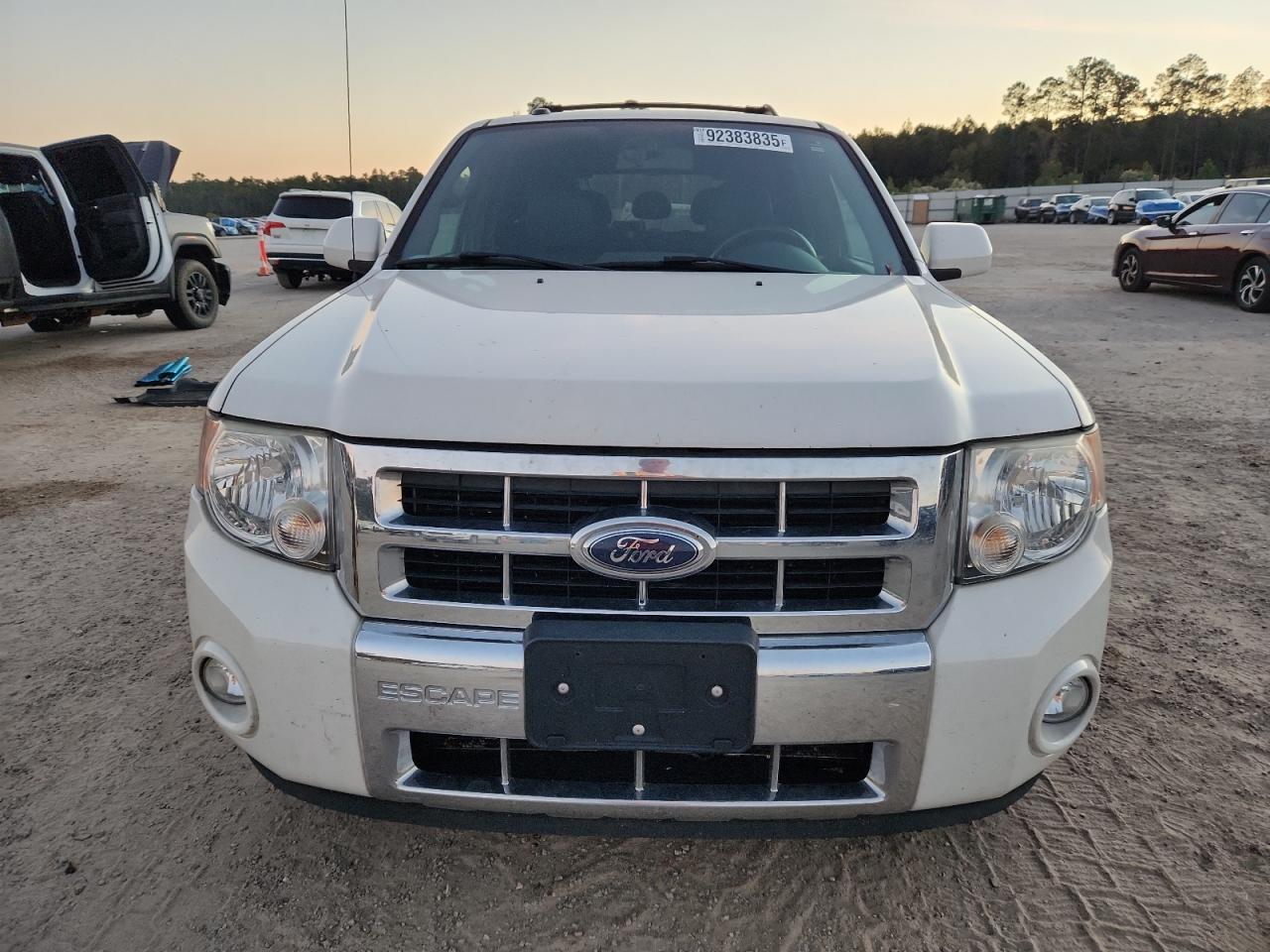 Ford Escape Limited Image 6