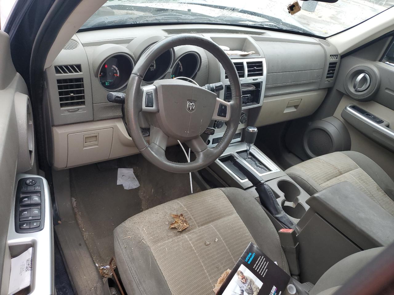 Dodge Nitro Slt Image 9