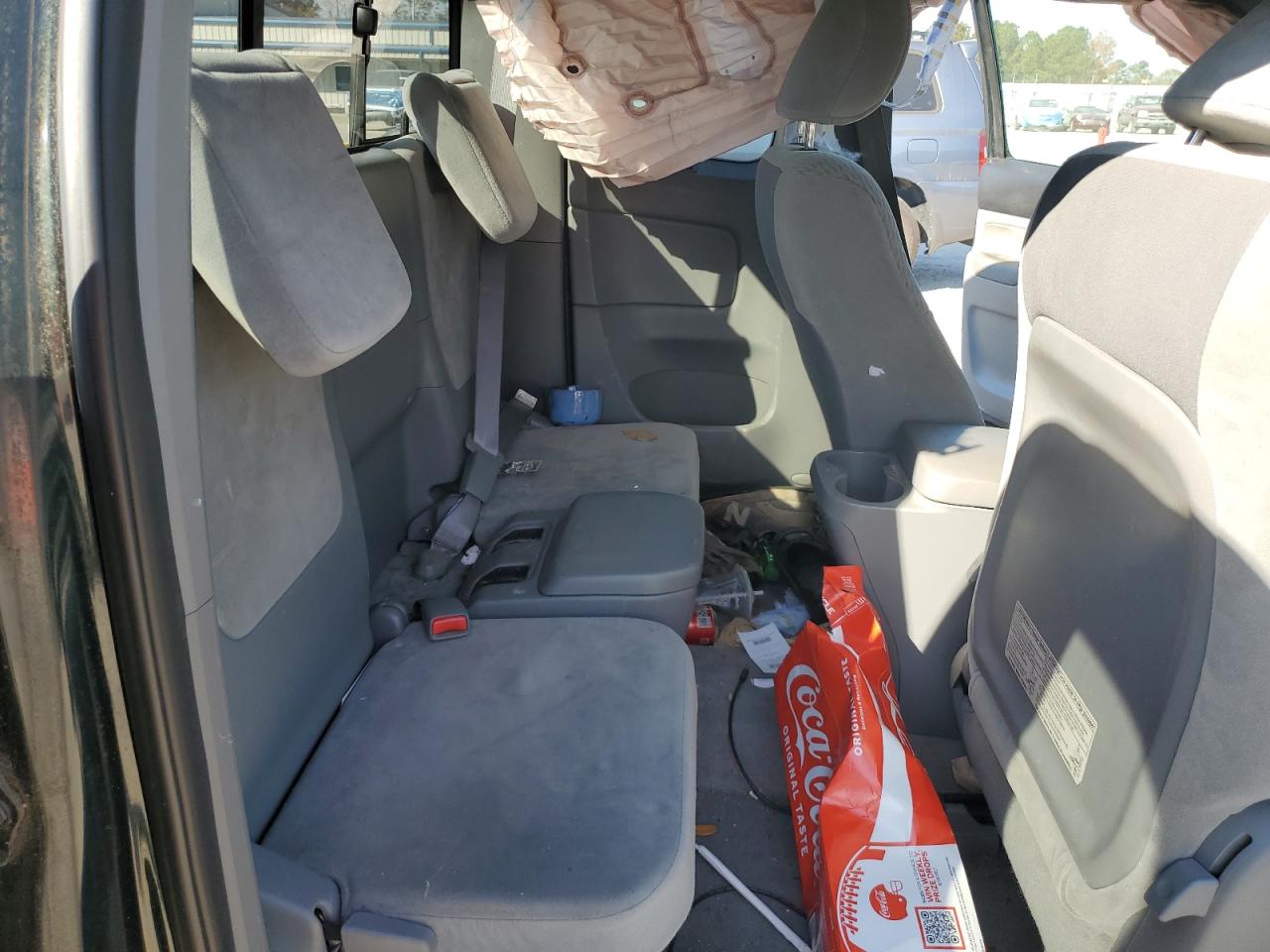 Toyota Tacoma Access Cab Image 6