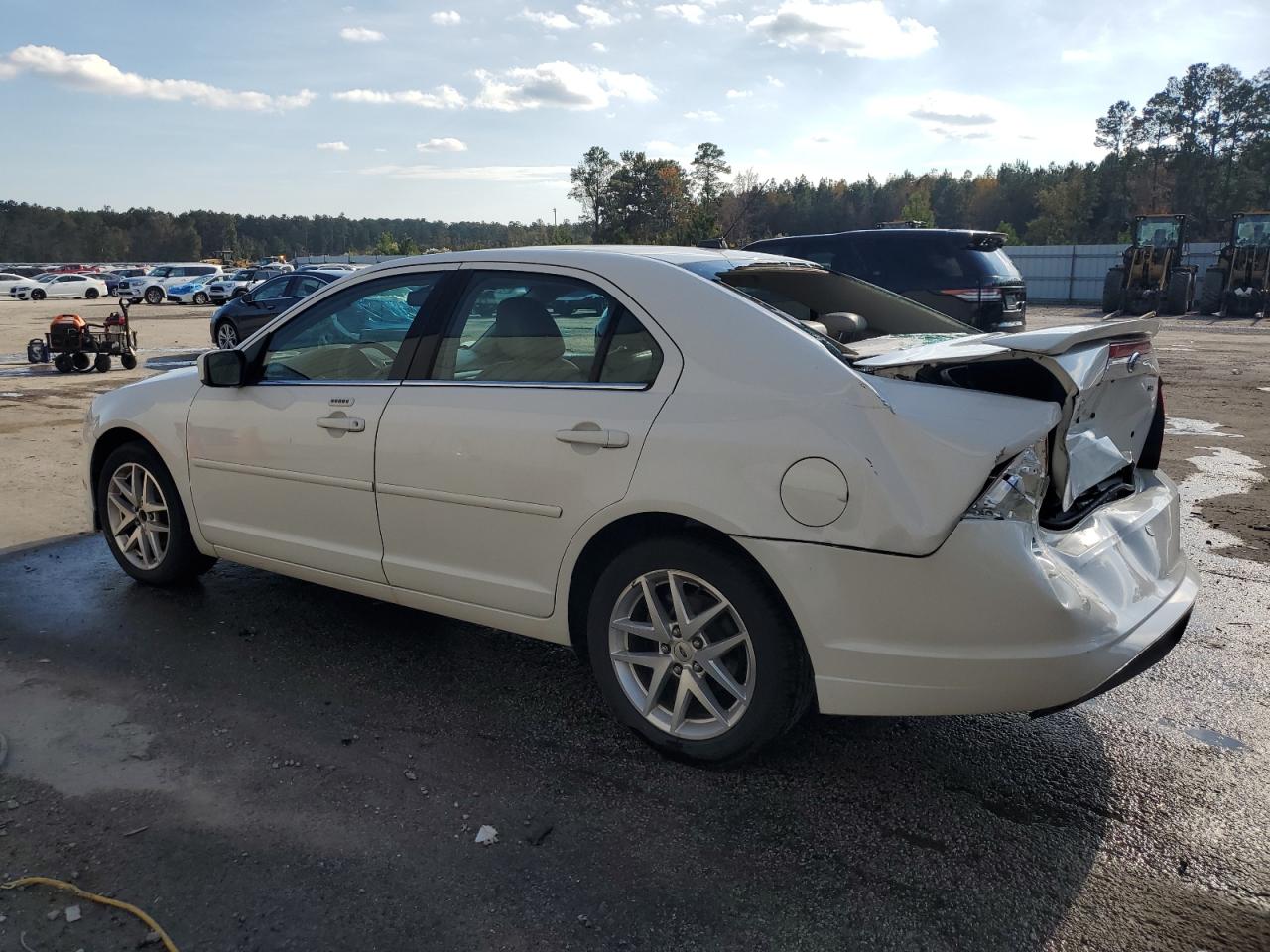 Ford Fusion Sel Image 9