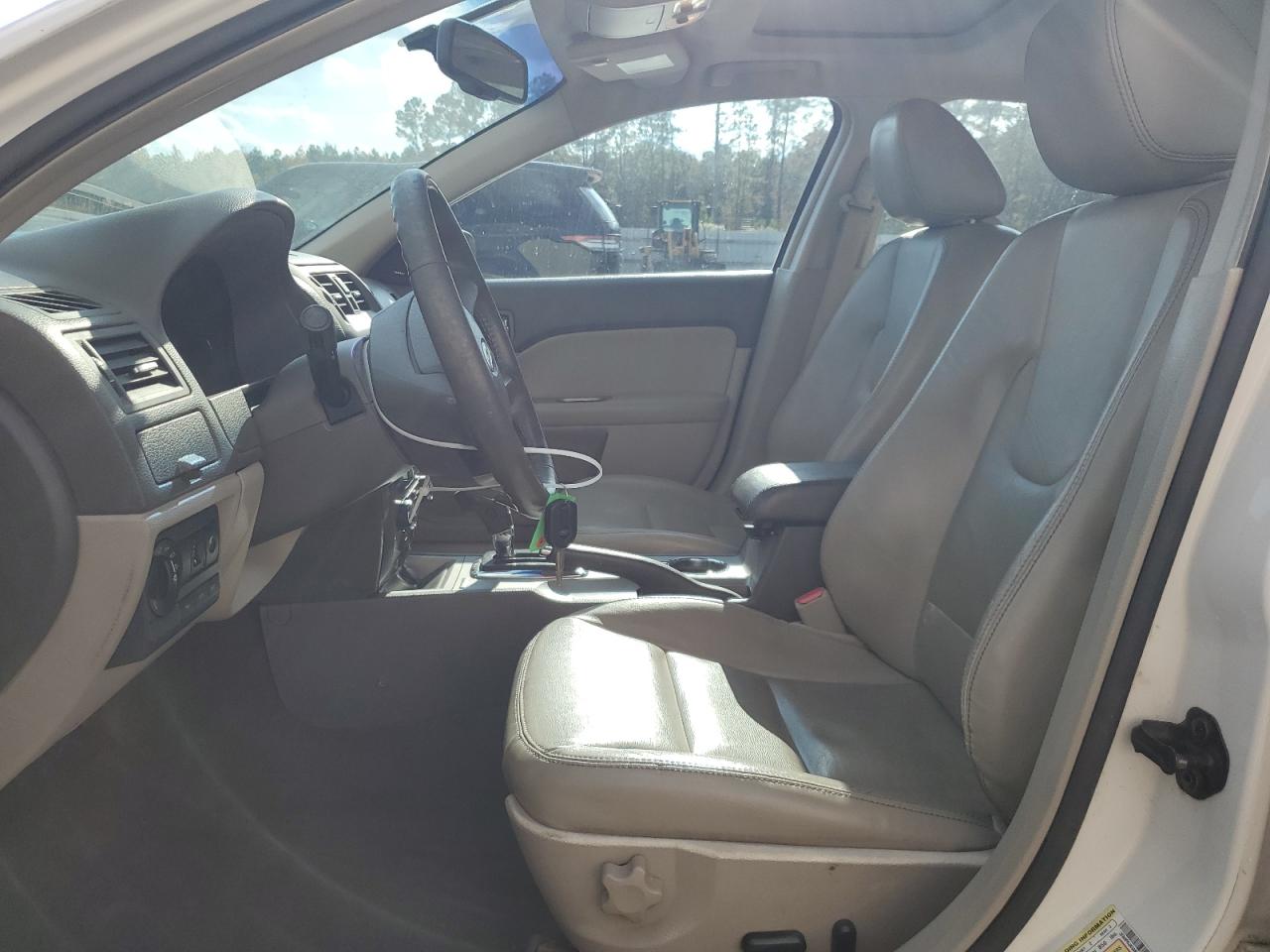 Ford Fusion Sel Image 6