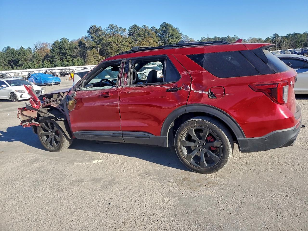 Ford Explorer St Image 2