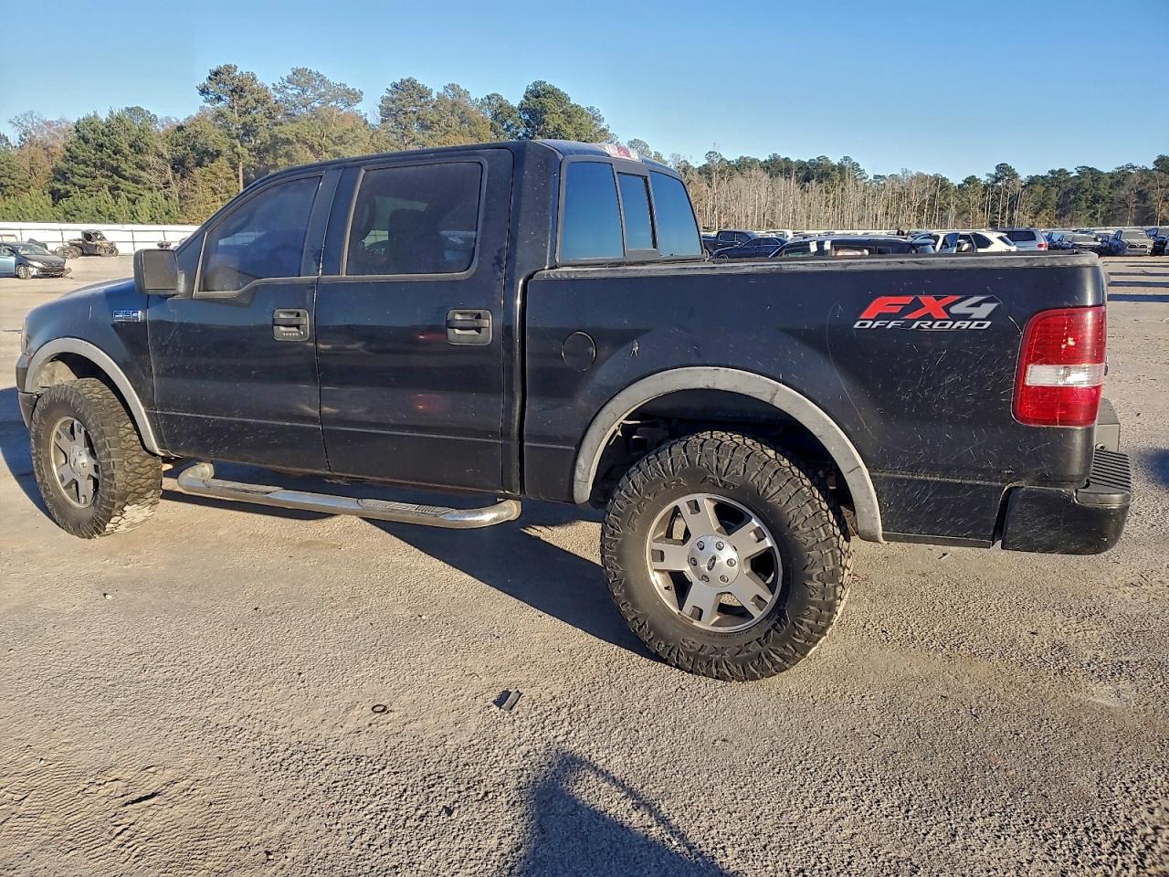 Ford F-150 Supercrew Image 6