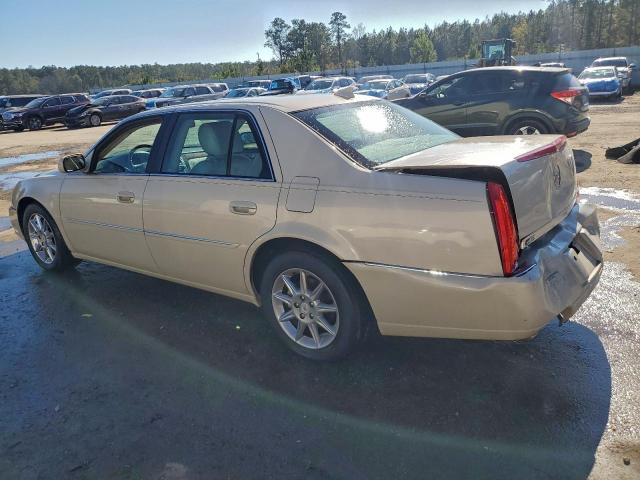 Cadillac DTS Luxury Collection Image 8