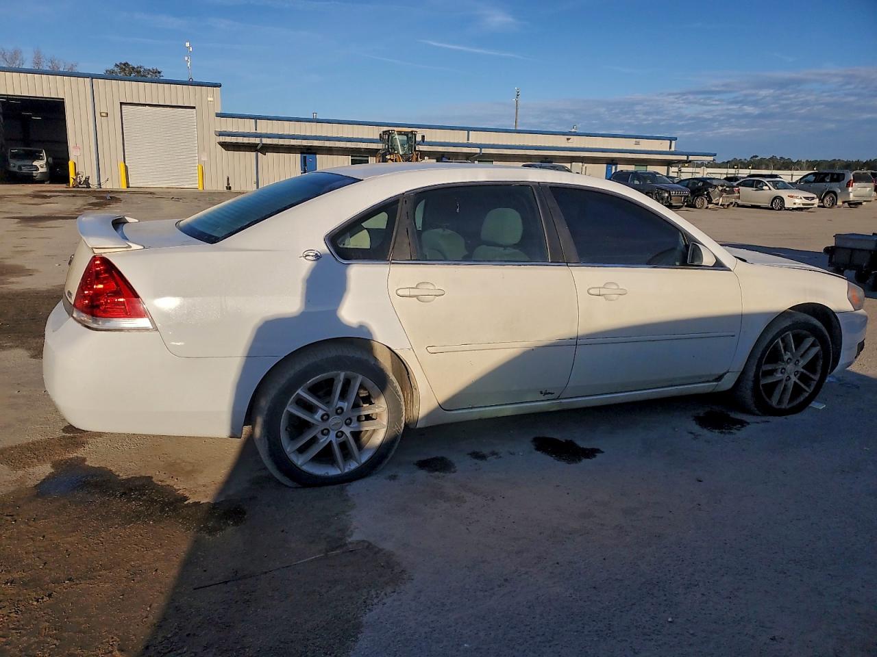 Chevrolet Impala Lt Image 2