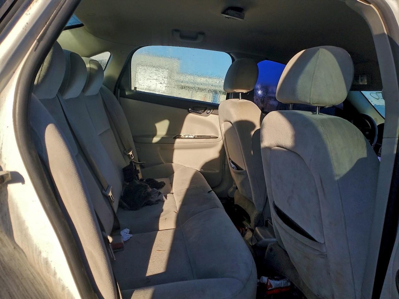 Chevrolet Impala Lt Image 11