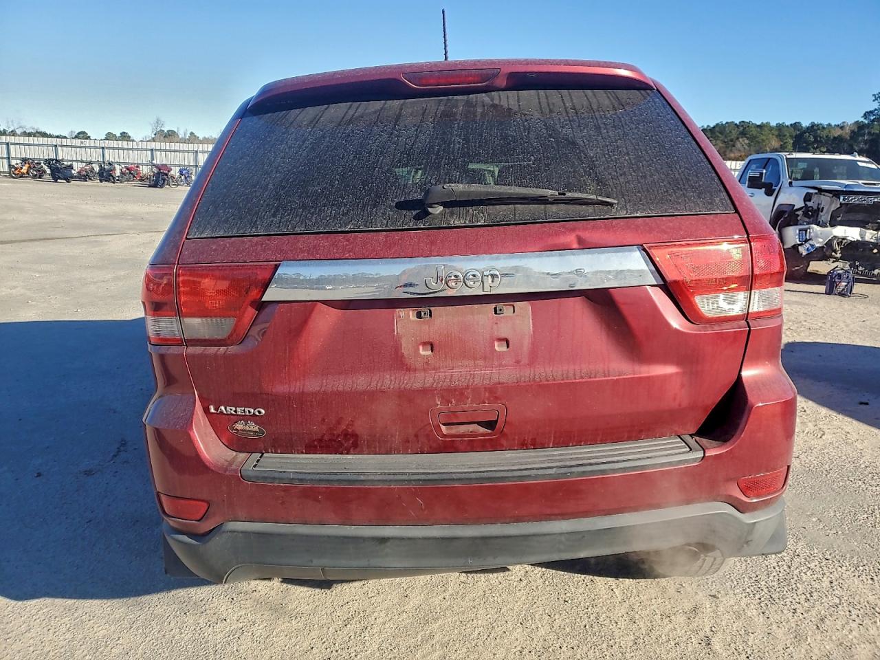 Jeep Grand Cherokee Laredo Image 4