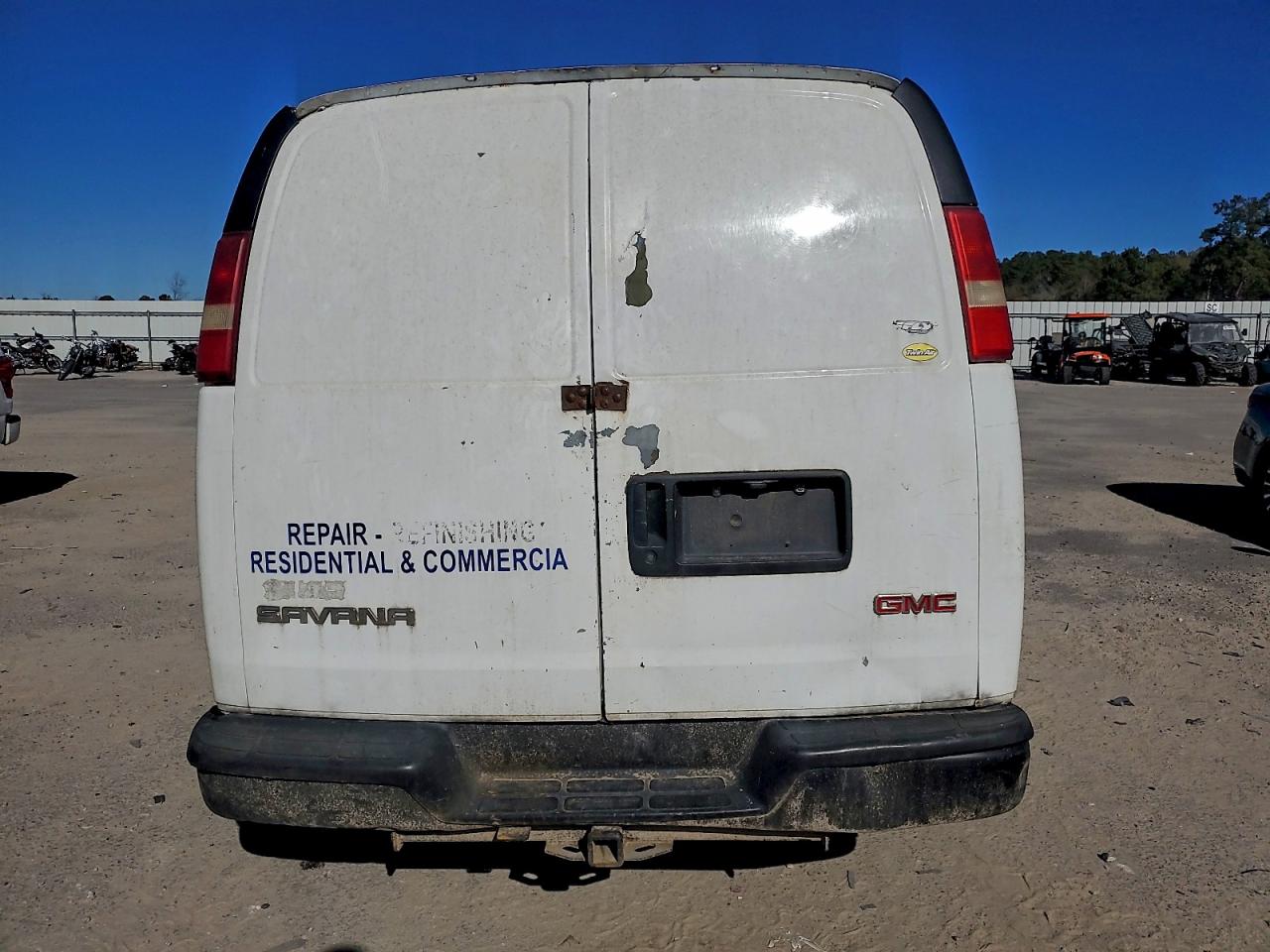 GMC Savana G2500 Image 5