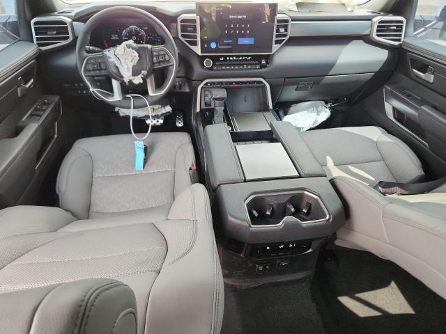 Toyota Sequoia Sr5 Image 4