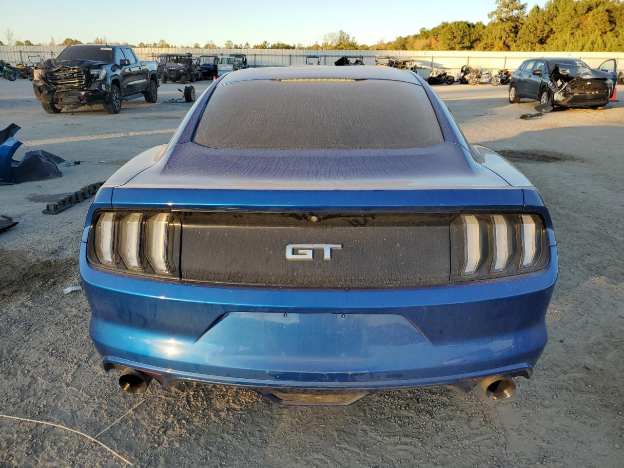 Ford Mustang Gt Image 2