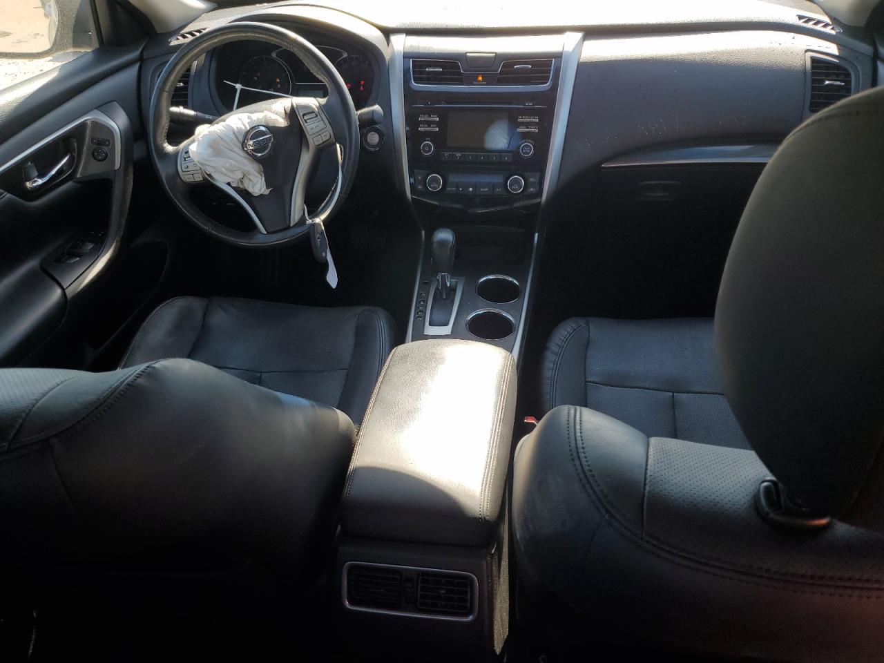 Nissan Altima 2.5 Image 10