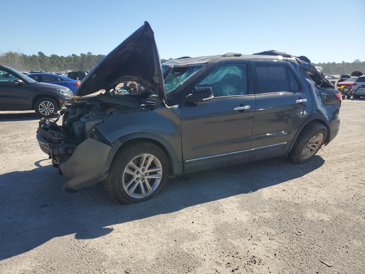 Ford Explorer Xlt Image 1