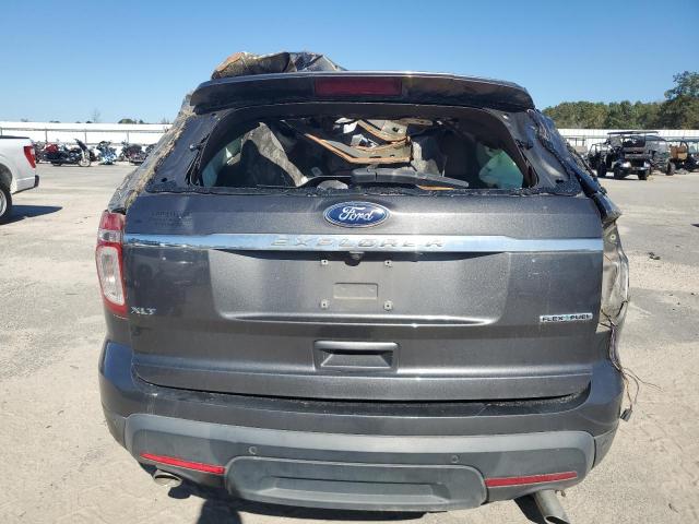 Ford Explorer Xlt Image 4