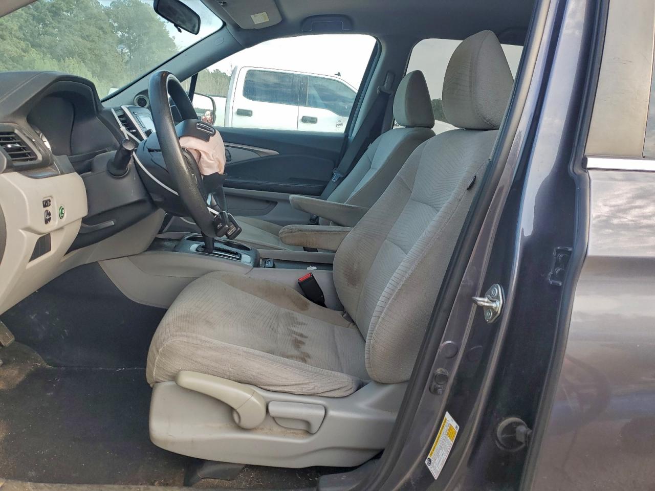 Honda Pilot Lx Image 13