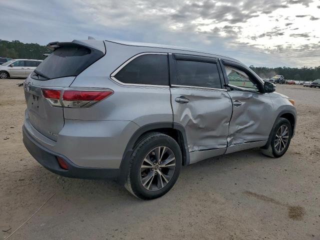 Toyota Highlander Xle Image 2