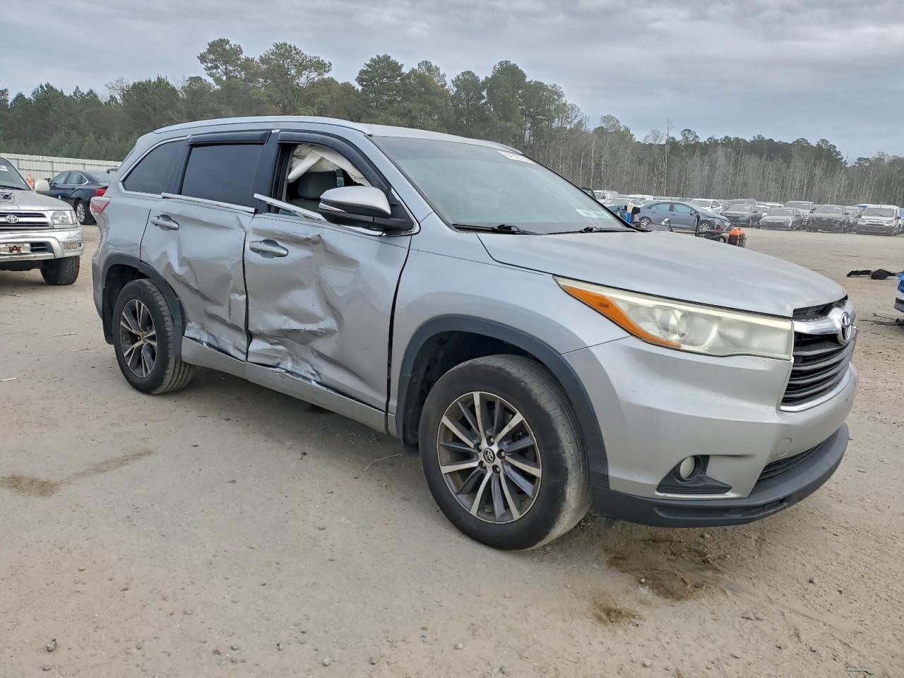 Toyota Highlander Xle Image 5