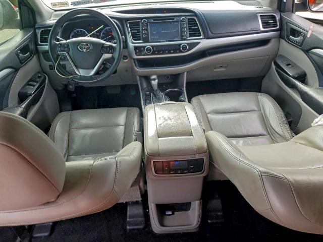 Toyota Highlander Xle Image 8
