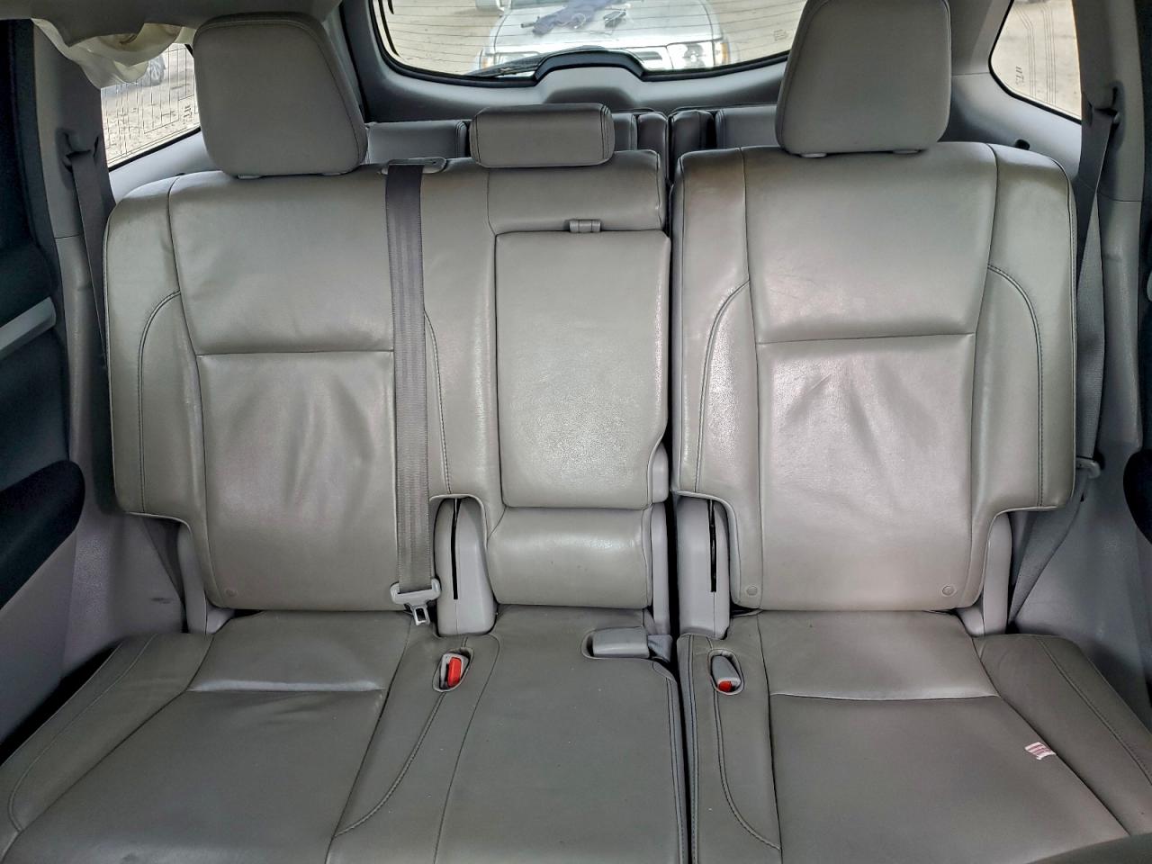 Toyota Highlander Xle Image 11