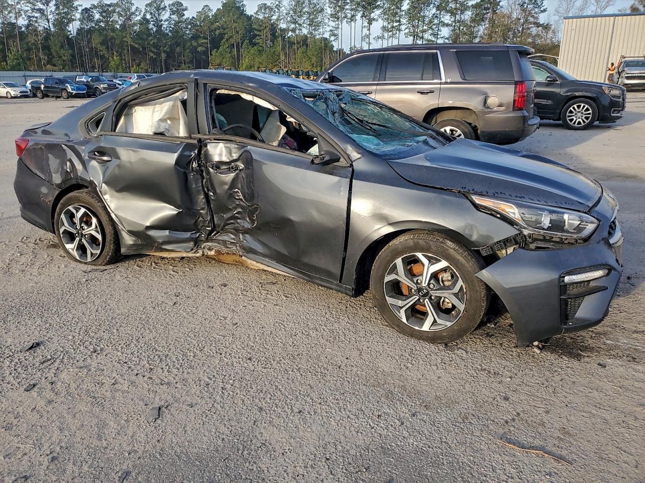 Kia Forte Fe Image 6