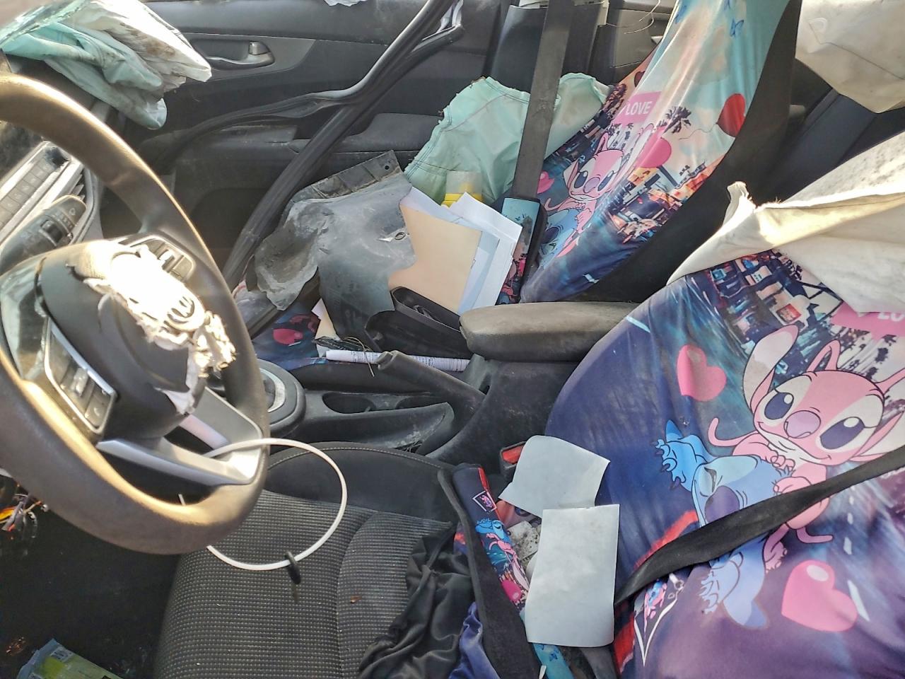 Kia Forte Fe Image 8