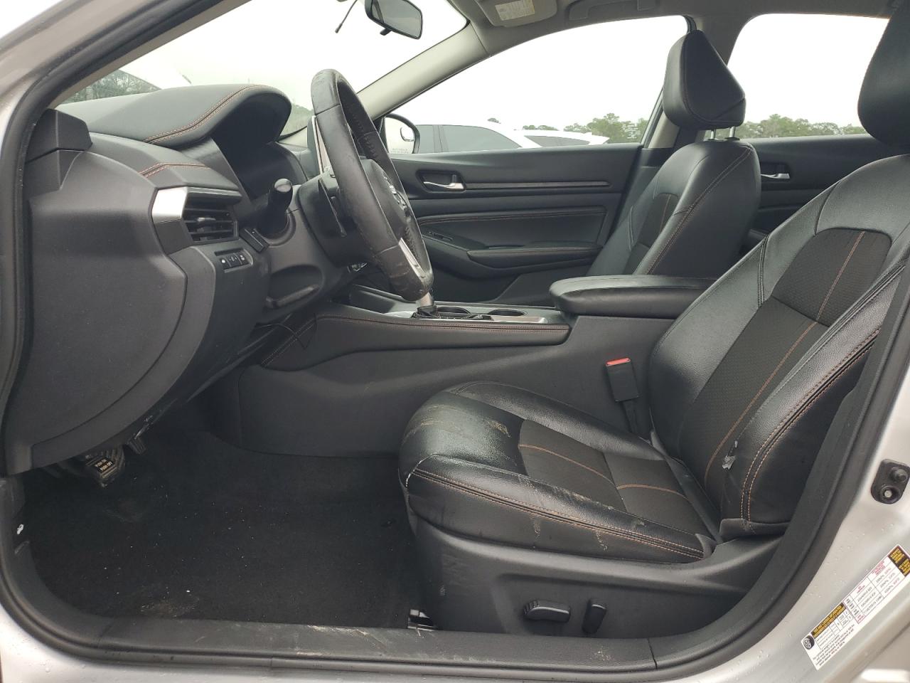 Nissan Altima Sr Image 10