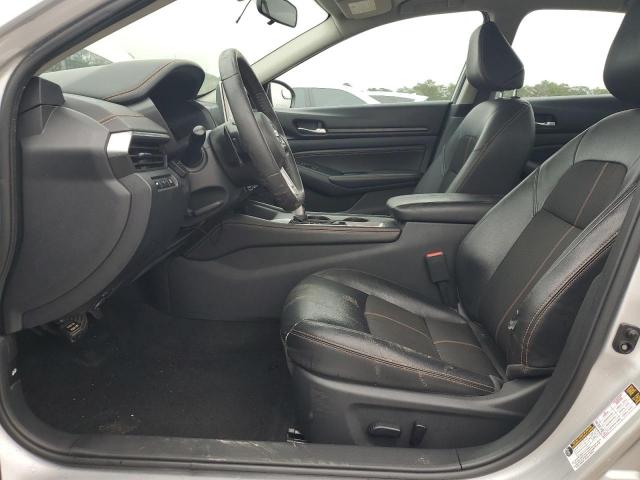 Nissan Altima Sr Image 10