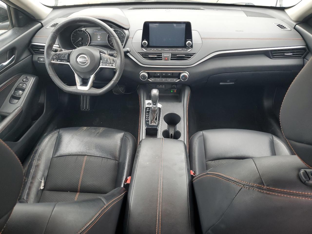 Nissan Altima Sr Image 8