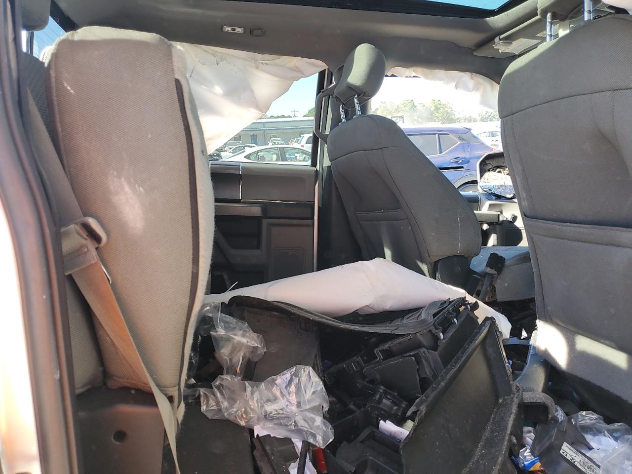 Ford F-150 Supercrew Image 11