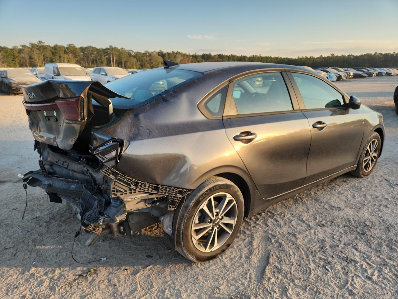 Kia Forte Lx Image 9