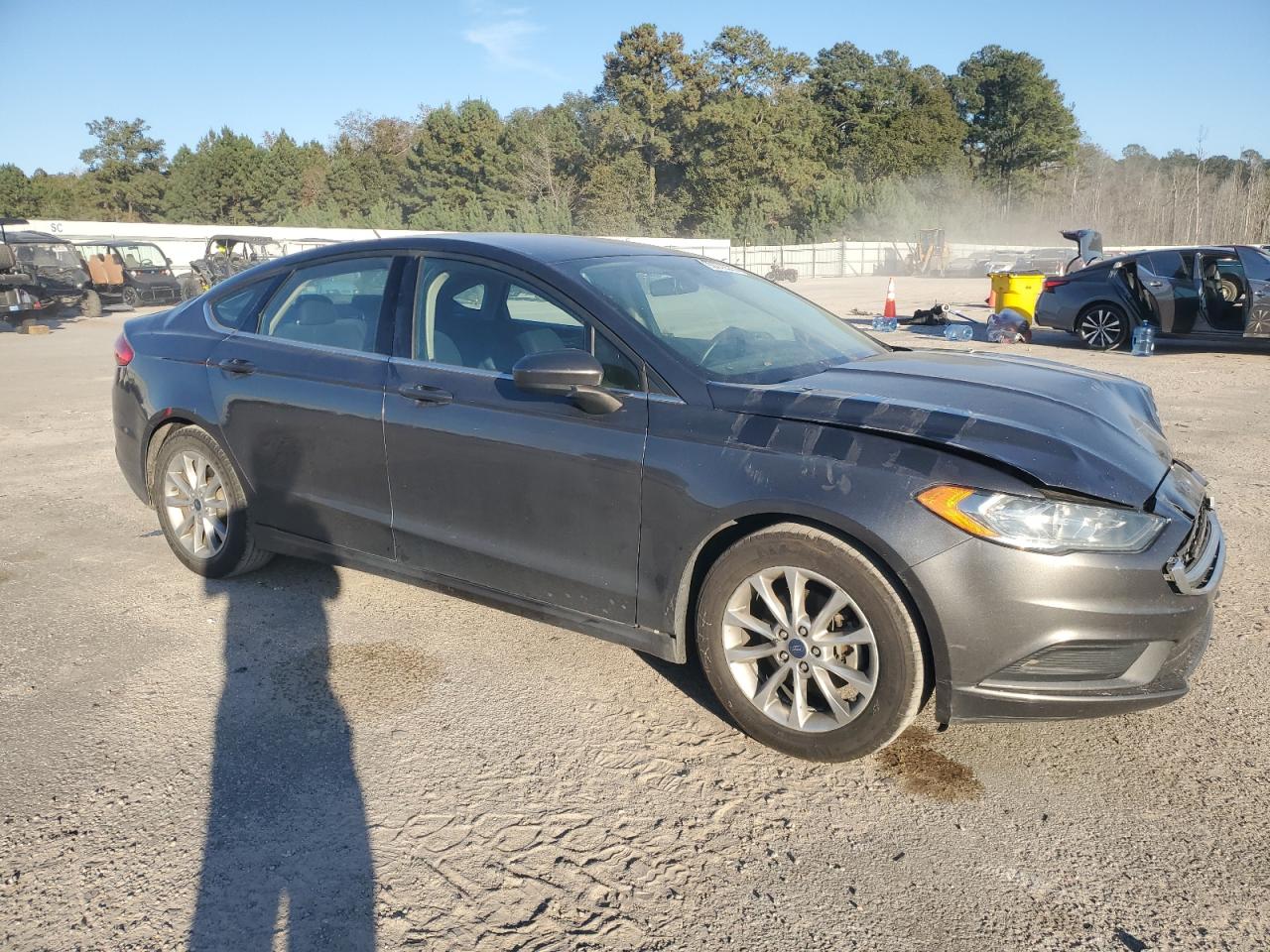 Ford Fusion Se Image 4