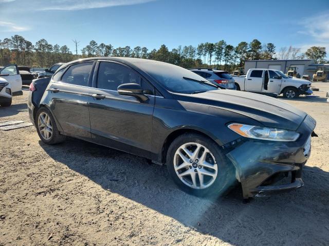 Ford Fusion Se Image 12