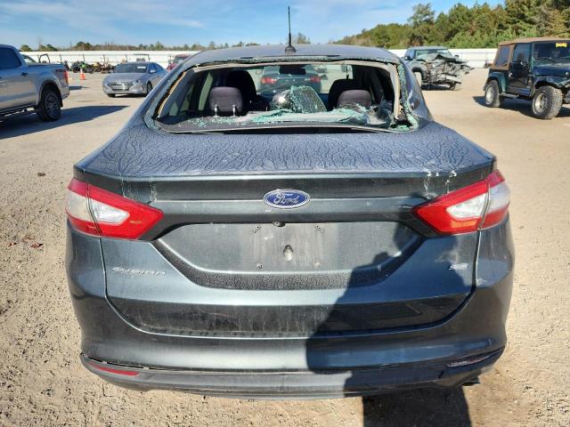 Ford Fusion Se Image 11