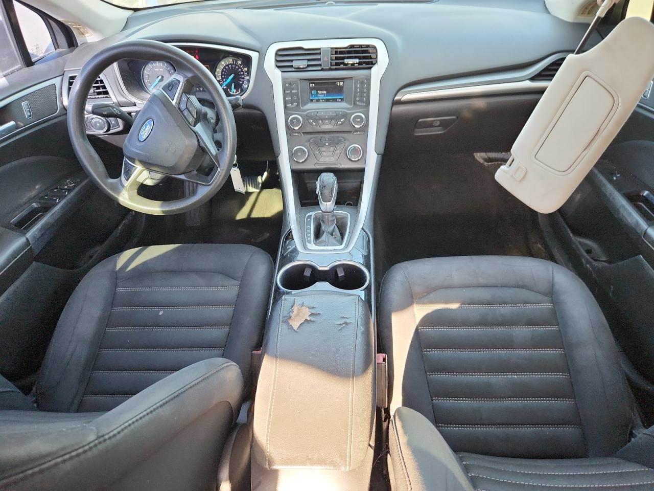 Ford Fusion Se Image 9