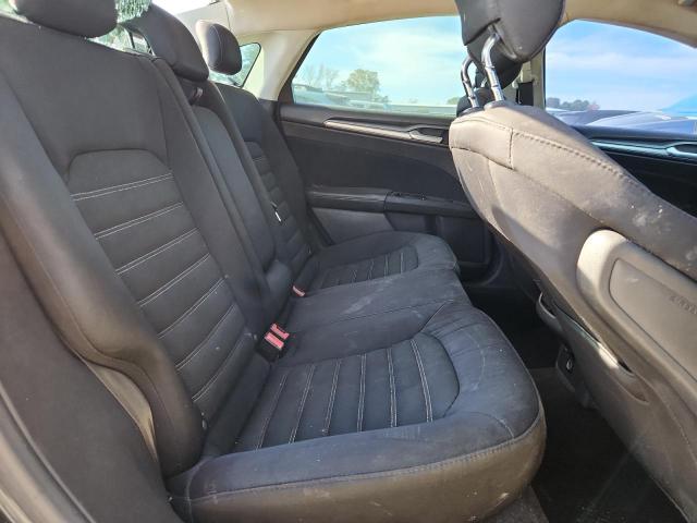 Ford Fusion Se Image 7