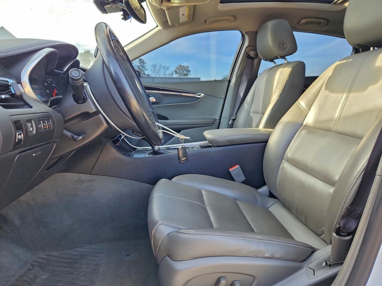 Chevrolet Impala Lt Image 6