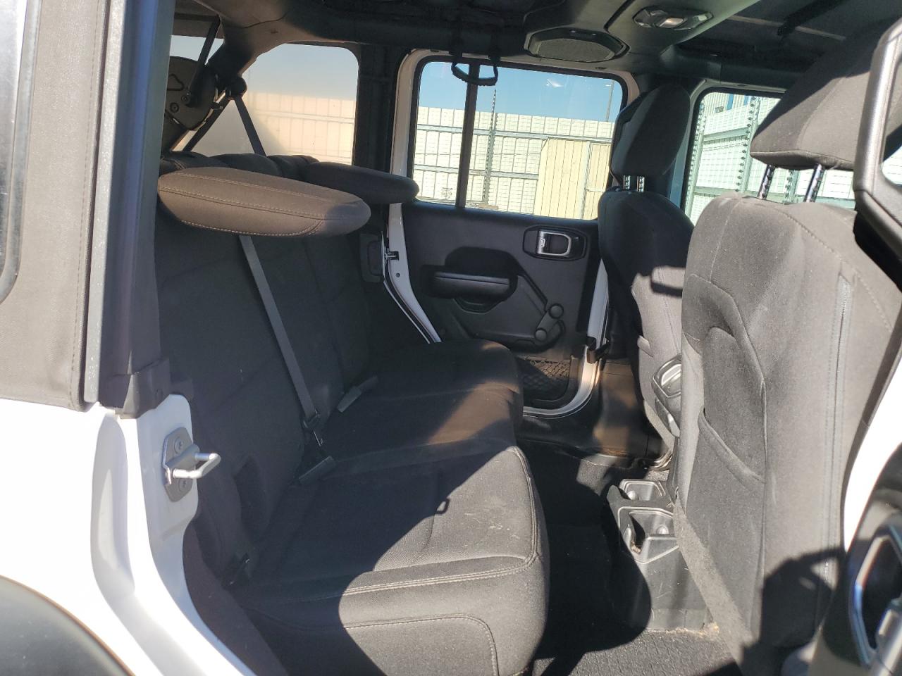 Jeep Wrangler Sport Image 8