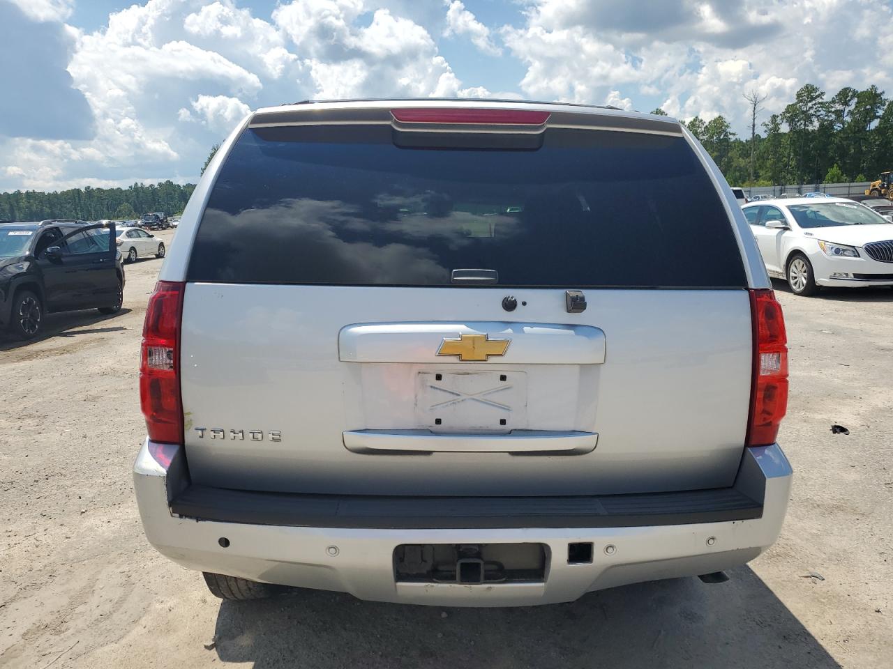 Chevrolet Tahoe C1500 Lt Image 4