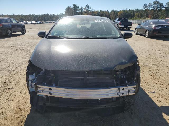 Toyota Corolla Le Image 2