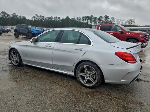 Mercedes-Benz C-Class 400 4matic Image 2