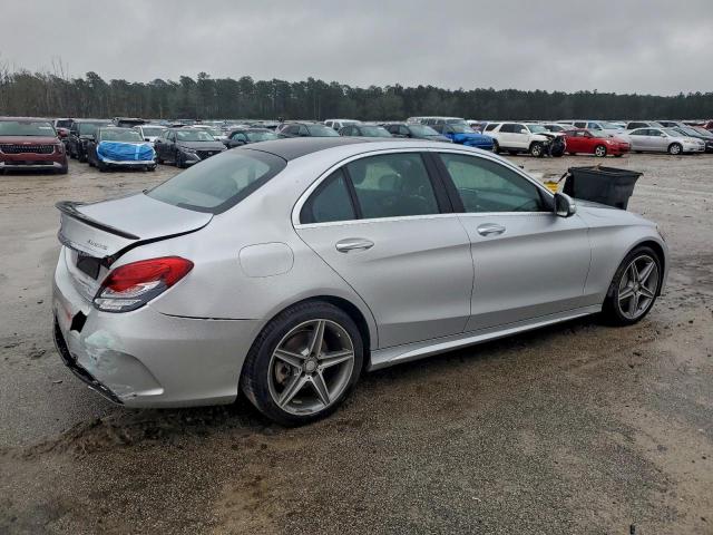 Mercedes-Benz C-Class 400 4matic Image 9