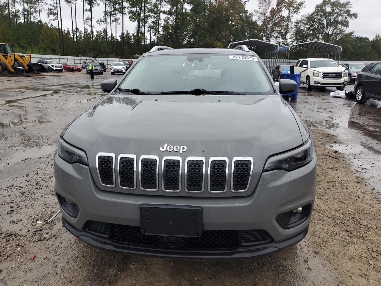 Jeep Grand Cherokee Latitude Lux Image 11