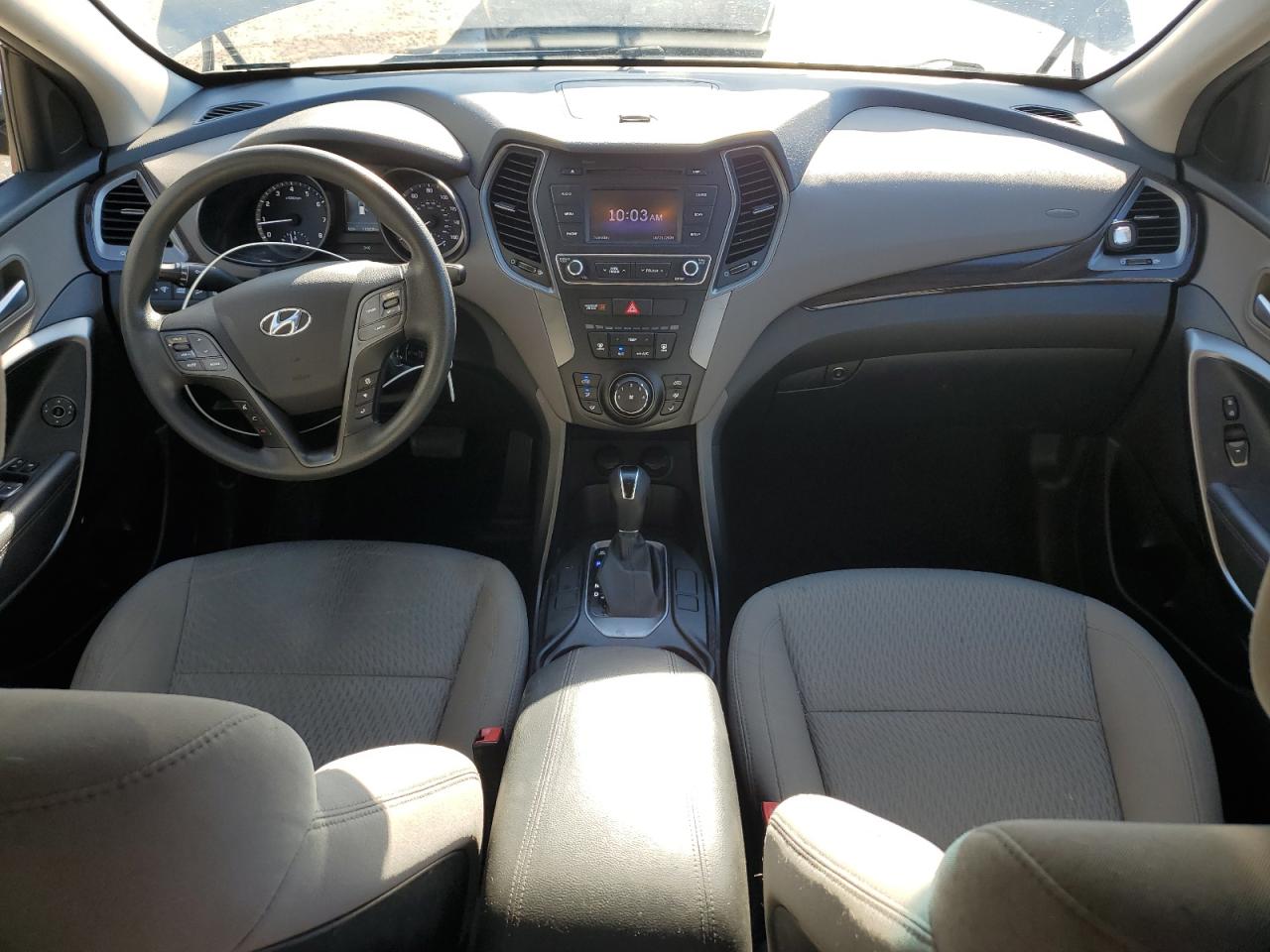 Hyundai SANTA FE Image 3
