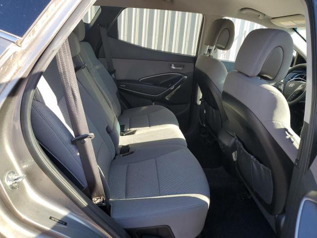 Hyundai SANTA FE Image 8