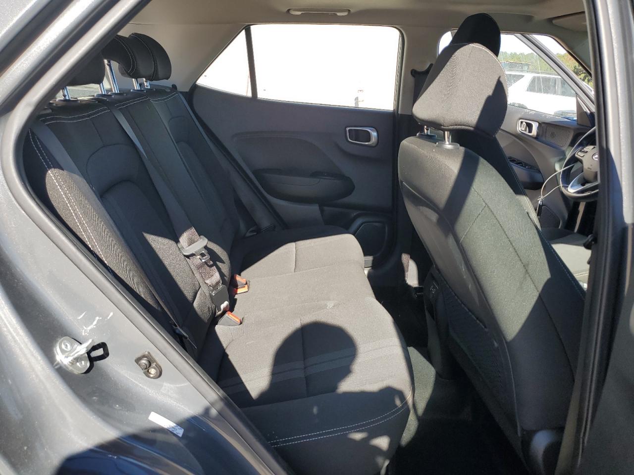 Hyundai VENUE Sel Image 4