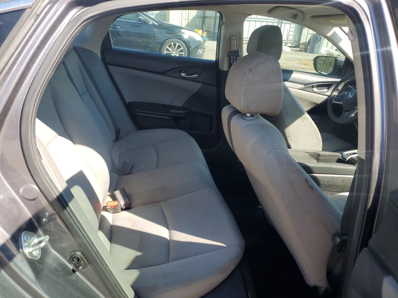 Hond Civic Lx Image 12