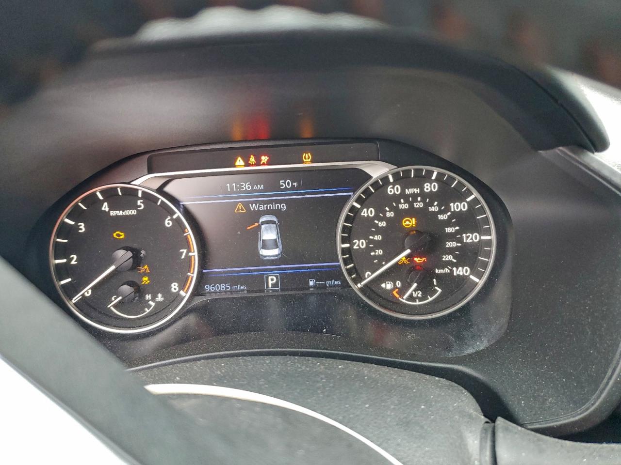 Nissan Altima Sr Image 6